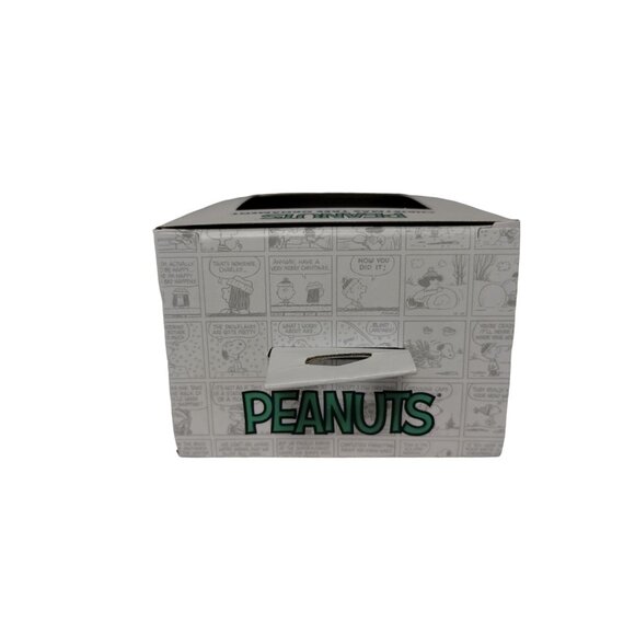 Hallmark Ornaments Peanuts Snoopy Let it Snow Round Christmas Tree Ornament New - Picture 7 of 8